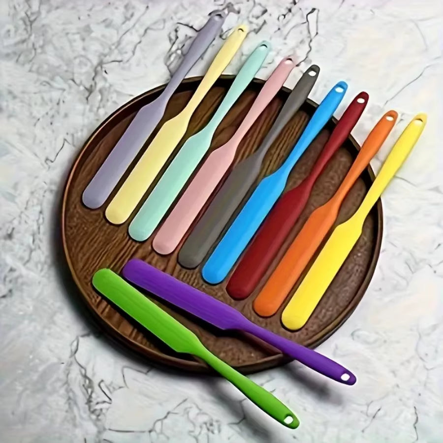 1/2 Pcs Random Color Food Scraper, Non Stick Design, Heat-Resistant, Kitchen Utensil, Suitable for Home and Professional Baking